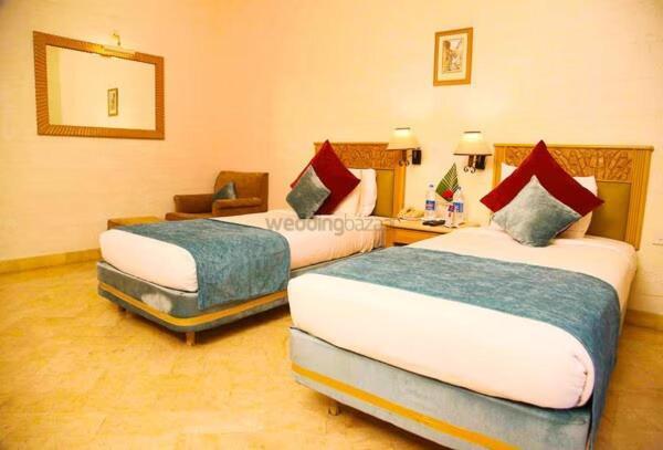 The Golden Palms Hotel & Spa Chik Bānavar Dış mekan fotoğraf
