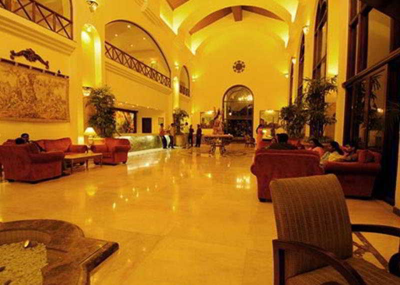 The Golden Palms Hotel & Spa Chik Bānavar Dış mekan fotoğraf