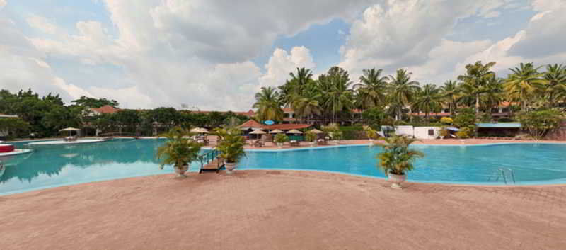The Golden Palms Hotel & Spa Chik Bānavar Dış mekan fotoğraf